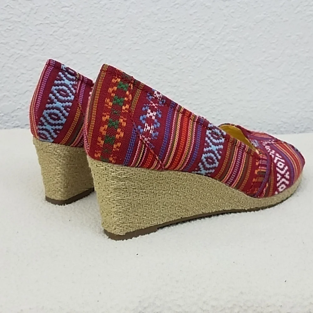 𝅺sonoma 9M peep toe shoes wedge heel aztek